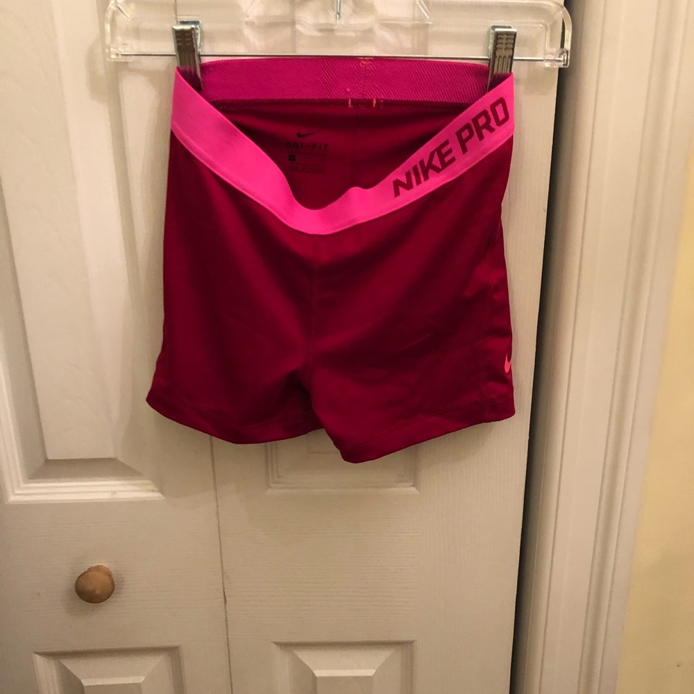 NikePro compression shorts dark pink/pink size S
